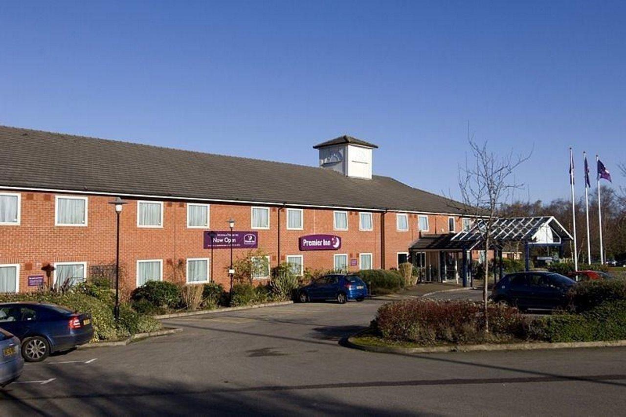 Premier Inn Pontypool Kültér fotó