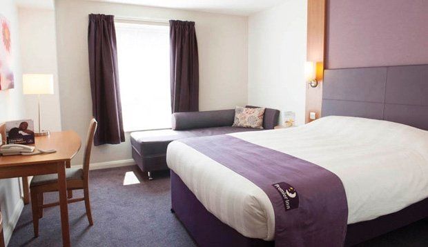 Premier Inn Pontypool Kültér fotó